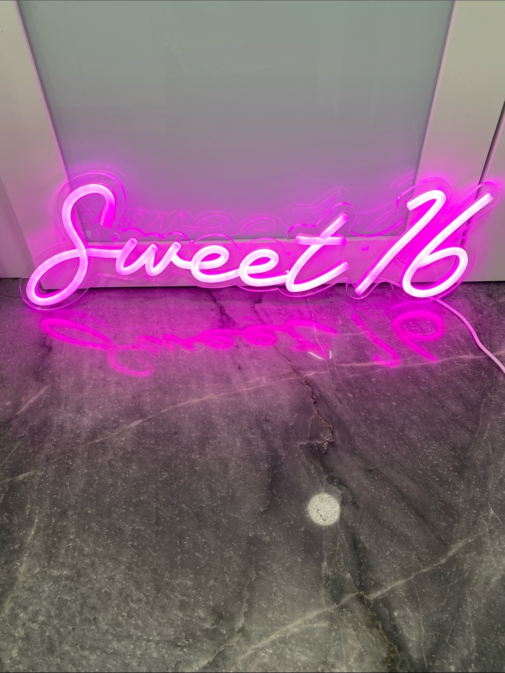 Hot Pink "Sweet 16" Neon Sign 🎂